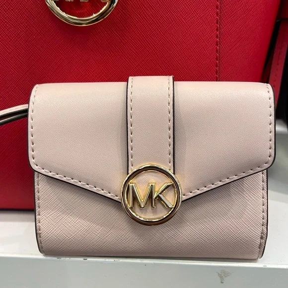 MICHAEL KORS
Carmen Medium Faux Leather Wallet
Powder Blush 
NWT - Picture 5 of 16